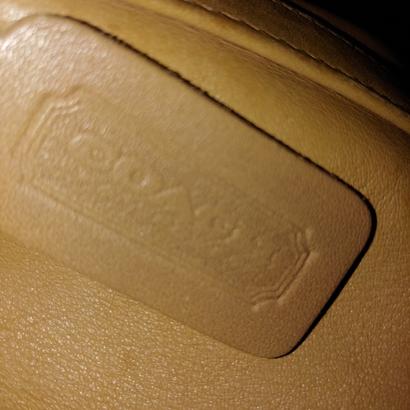 Coach vintage yellow/tan leather drawstring bucket bag 272-9933 - Picture 6 of 13